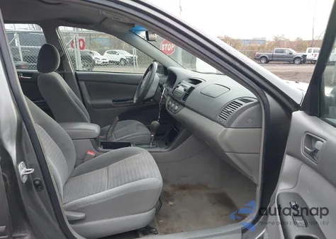 2005 Toyota Camry Std z USA, uszkodzony, nr VIN 4T1BE32K15U602024